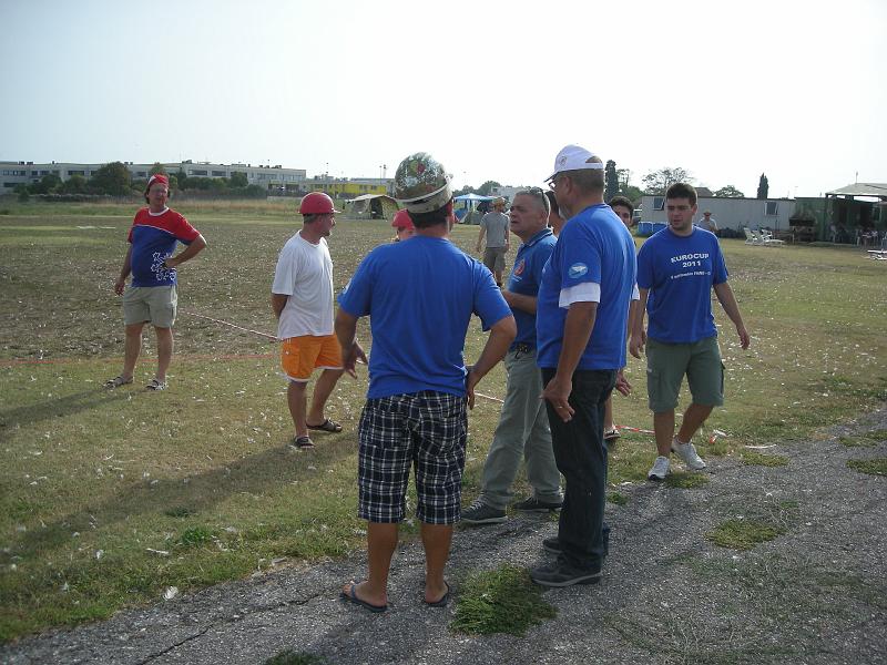 28.JPG - Briefing pregara